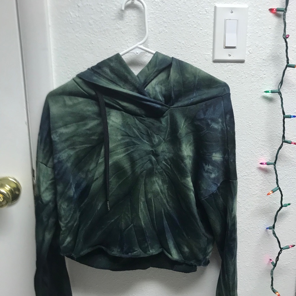 Tye dye cropped hoodie